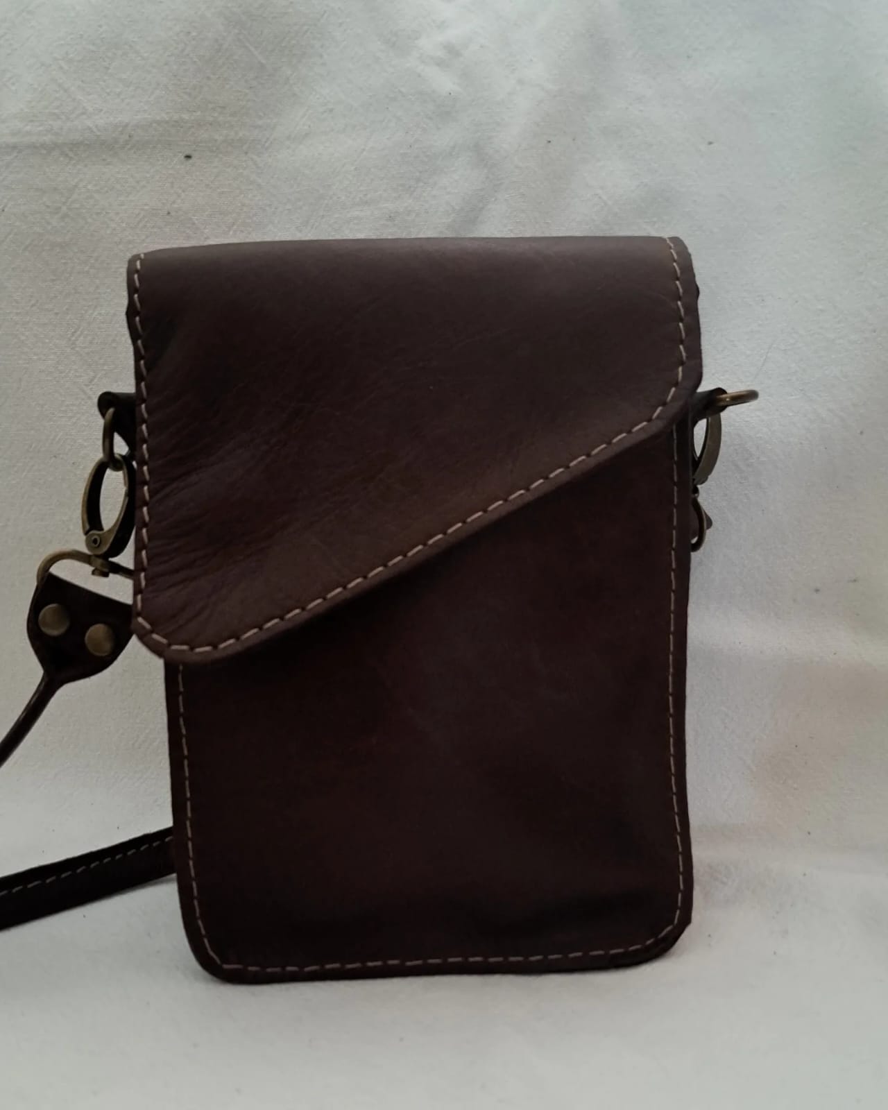 Osonjiva Simple Sling Bag